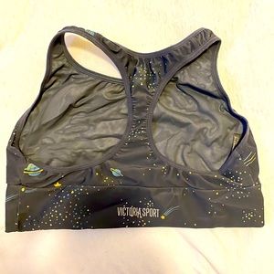 Victoria’s secrets sports bra